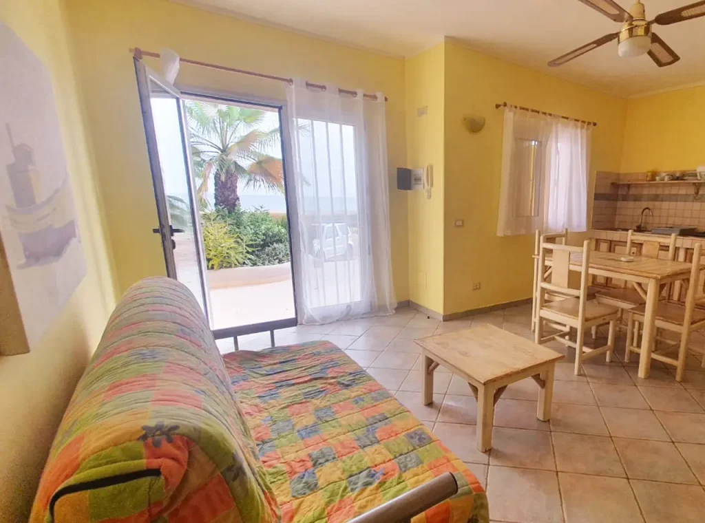 Living ROOM WITH Windows - Raio do Sol Apartment T1 Sal Cape Verde